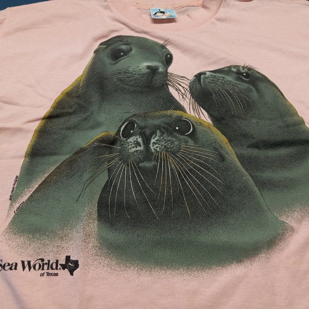 Vintage 1985 Harlequin N.G., F. Chaney, Seals  graphic Single stitched T-s…